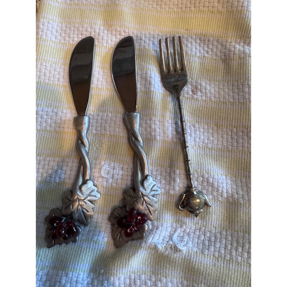 Vintage Style Pewter Spreader Knives Grape Red Beads & Teapot Appetizer Fork Set